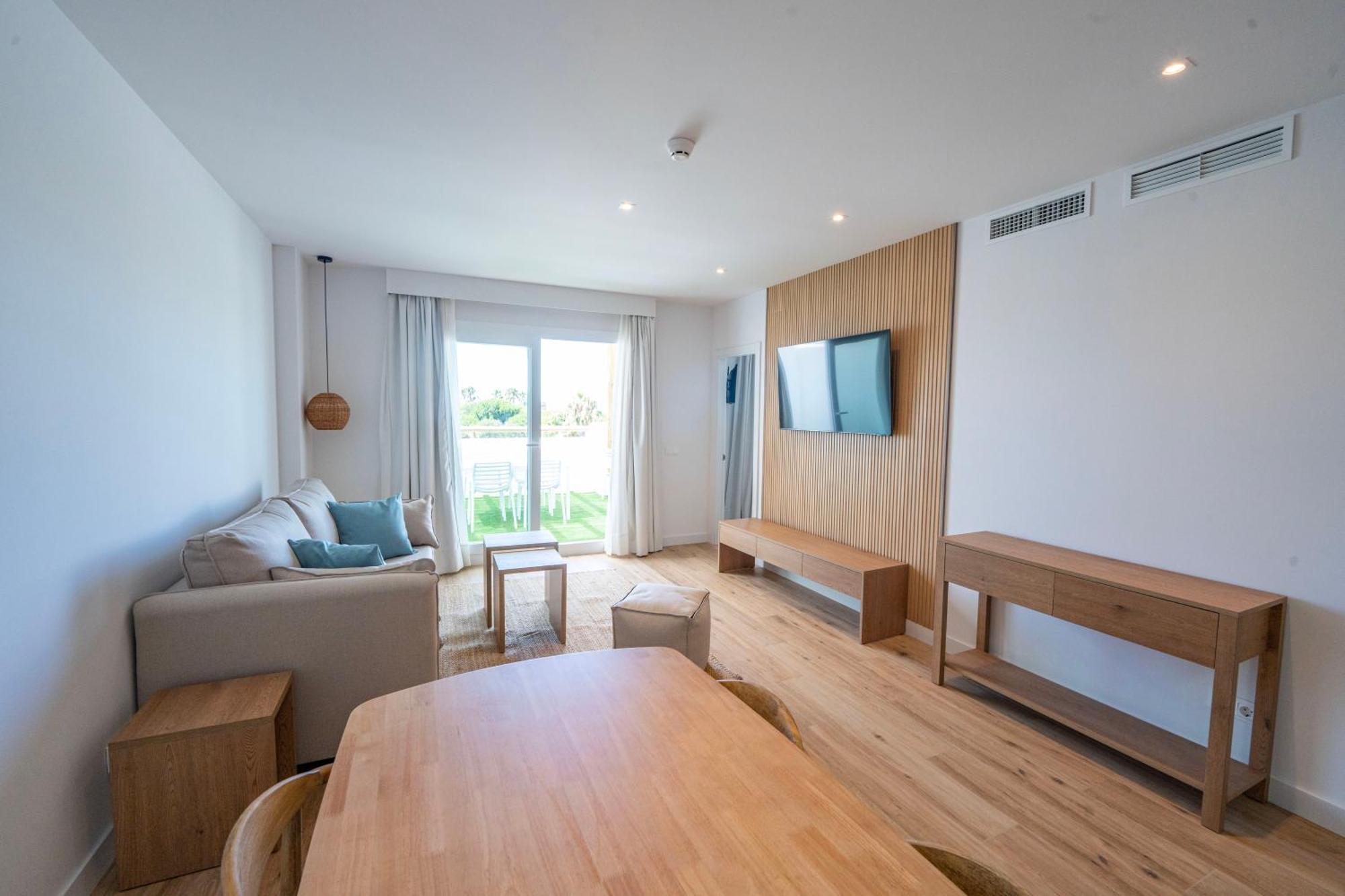 Punta Candor Suites ロタ エクステリア 写真