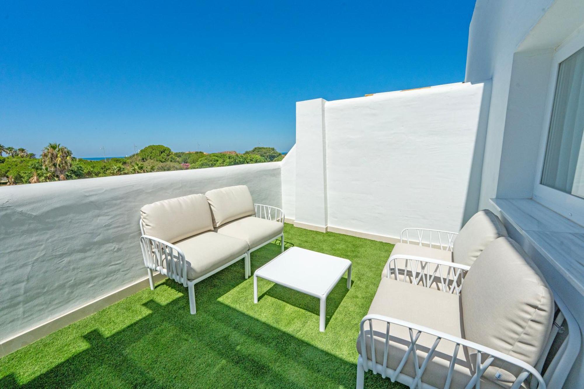 Punta Candor Suites ロタ エクステリア 写真