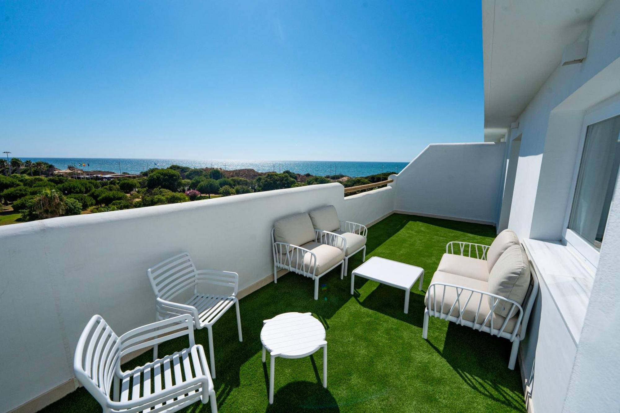 Punta Candor Suites ロタ エクステリア 写真