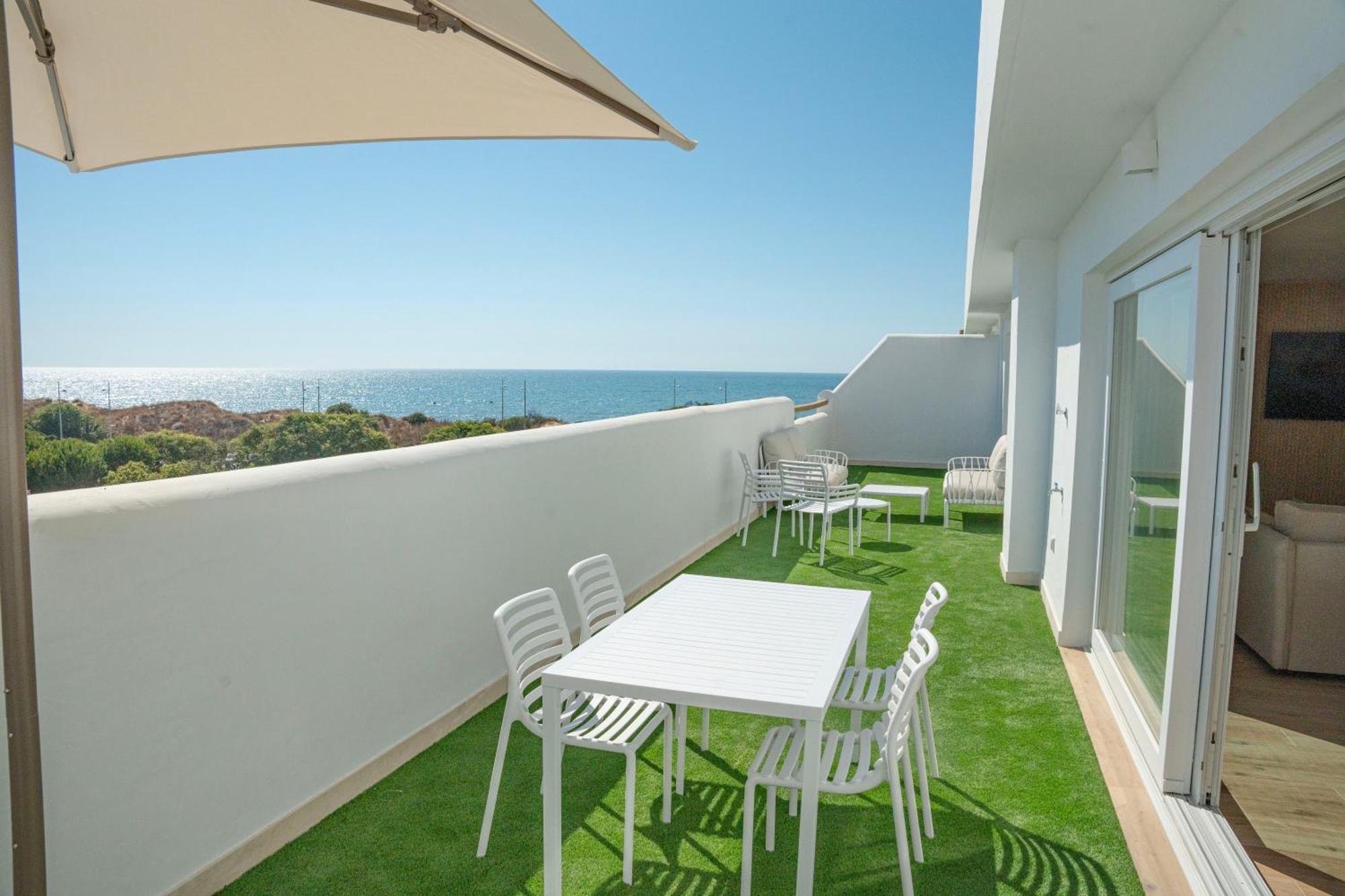 Punta Candor Suites ロタ エクステリア 写真
