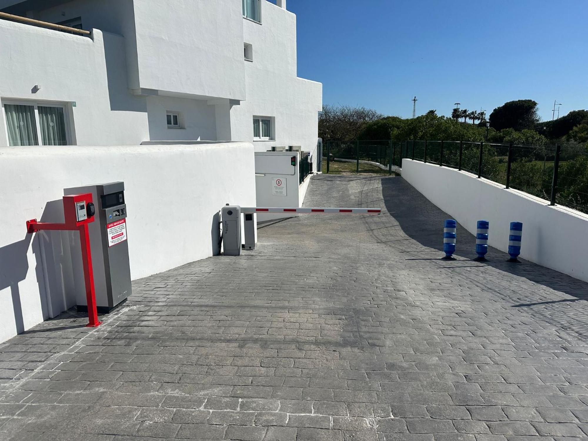 Punta Candor Suites ロタ エクステリア 写真
