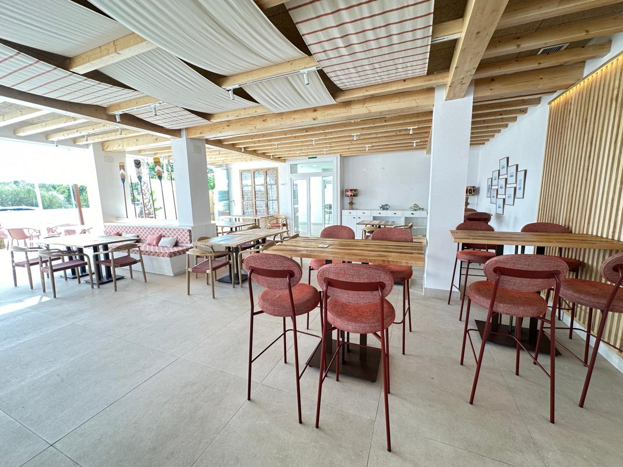 Punta Candor Suites ロタ エクステリア 写真